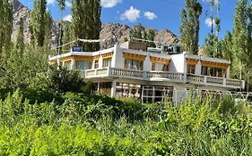 Hinjuma Guest House